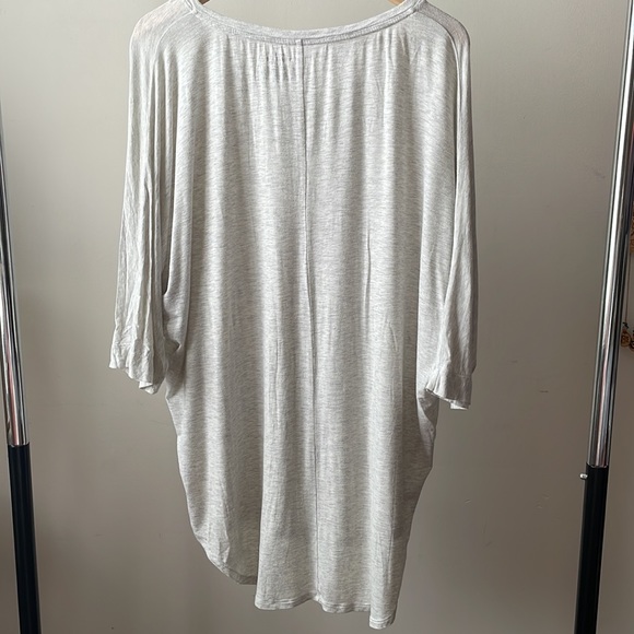 Victoria Secret Gray Oversized Batwing Yoga Quarter Sleeve Ultra Soft Top Medium - Picture 5 of 5